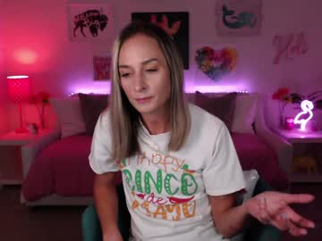 girl cam all day holihurricane image #9389572