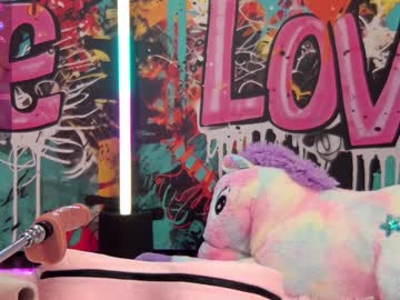 girl cam all day vanessa_love image #9385760