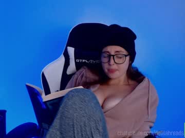 girl cam all day delilahreads image #5457831