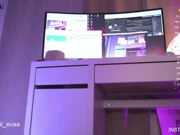 girl cam all day lil_eva image #3057850