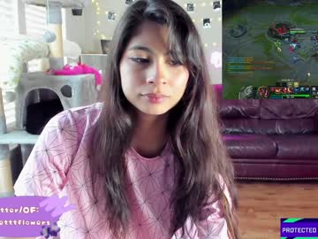 girl cam all day violetttflowers image #4740814