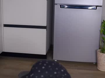 girl cam all day elvafoa image #8751329