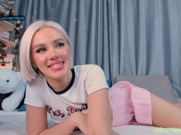 girl cam all day katrinpolly image #536358