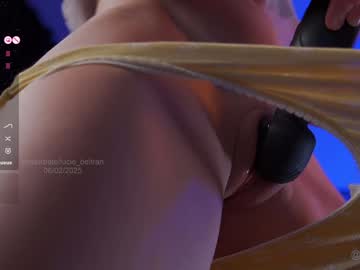 girl cam all day lucie_beltran image #8804077