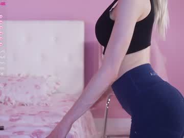 girl cam all day bunnydollstella image #4642327