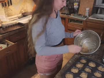 girl cam all day chroniclove image #8787722