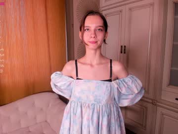 girl cam all day happiness_call image #4180449