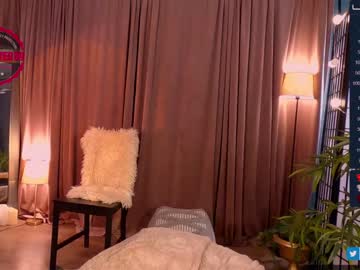girl cam all day monkeylina image #3022758