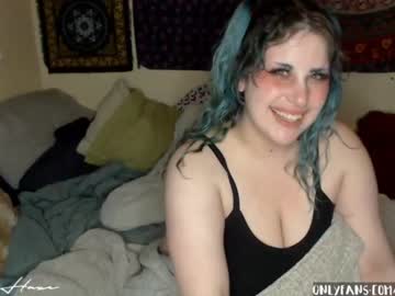 girl cam all day haylihaze image #846475