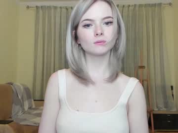 girl cam all day yuppiyulia image #95398