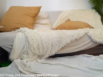 girl cam all day k17167490 image #7027839