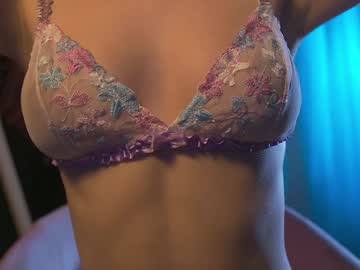 girl cam all day lucie_beltran image #7869660
