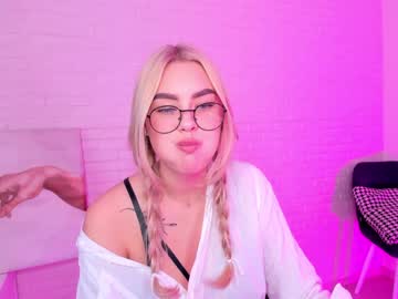 girl cam all day 8a8y_nura image #1442288