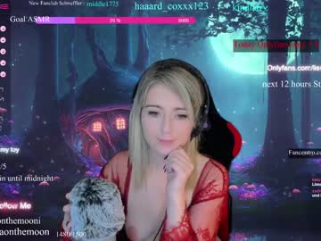 girl cam all day kimilee22 image #4384948