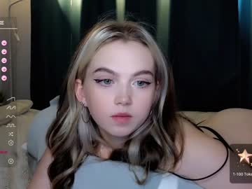 girl cam all day small_blondee image #5319546