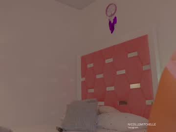 girl cam all day nicolle_mitchelle image #9216562