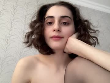 girl cam all day wonderland_stia image #9025894
