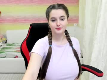 girl cam all day emmika_ image #1451541