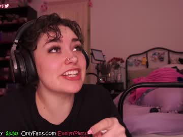 girl cam all day evelynpiers image #3707638