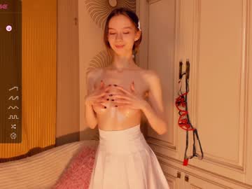 girl cam all day happiness_call image #6035505