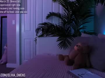 girl cam all day oliviaowens image #3958979