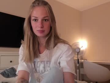 girl cam all day magic_couple13 image #7744928
