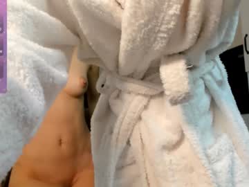 girl cam all day little_yena image #7559820