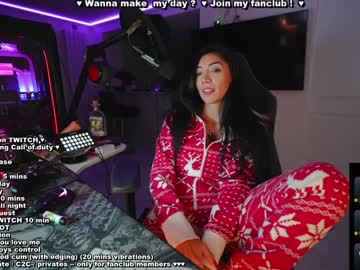 girl cam all day evelyne92 image #8485549