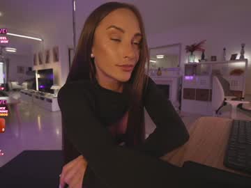 girl cam all day hannahjames710 image #7969431