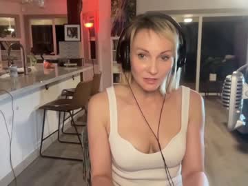 girl cam all day kaileeshy image #5073782