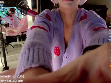 girl cam all day queenafina image #4040527