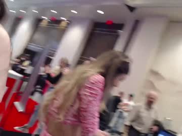 girl cam all day arielking69 image #3456618