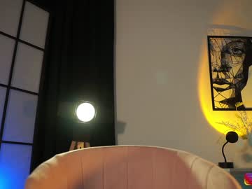 girl cam all day lucie_beltran image #5215957