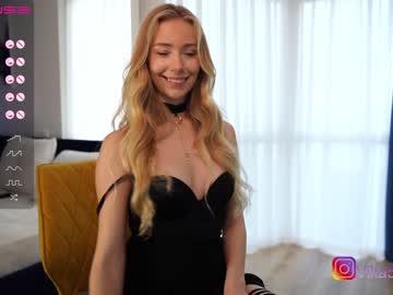 girl cam all day vika54784 image #4239045