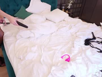 couple cam all day masqueradeporn image #5610780