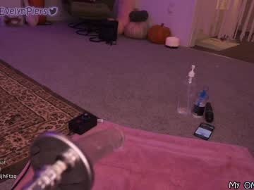 girl cam all day evelynpiers image #3091321