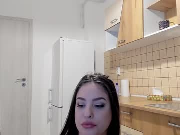 girl cam all day devyale image #1169218
