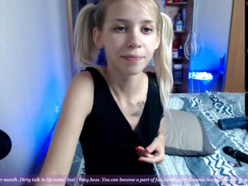 girl cam all day ho1yh01e image #2419357