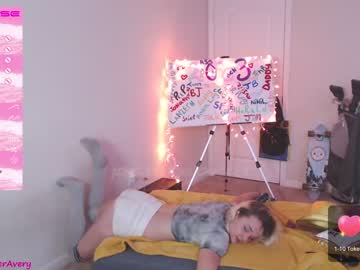 girl cam all day petitebrat image #3991433