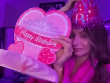 girl cam all day lilbbyshy image #3143301