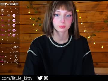 girl cam all day lit1le_kitty_ image #2991017