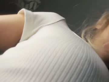 girl cam all day colddolly image #1994020