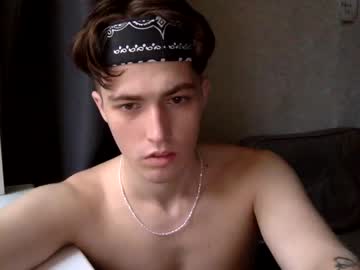 man cam all day nonrelevant01 image #524270