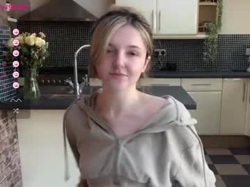 girl cam all day lucydelovely image #4003167