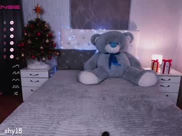 girl cam all day emmika_ image #687263