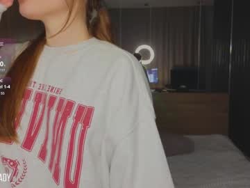 girl cam all day yes_ready image #7066002