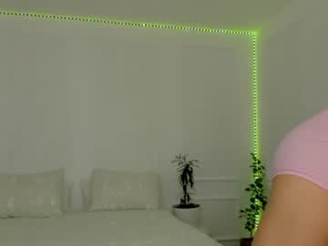 girl cam all day rennatha21 image #2692741