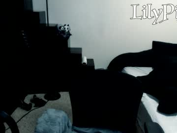 girl cam all day lilypixel image #974219