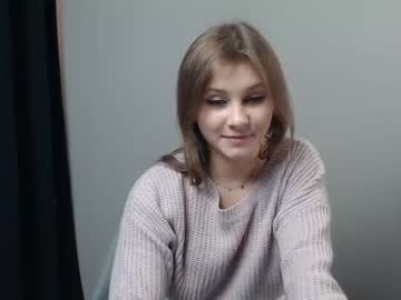 girl cam all day relax_nina image #250852