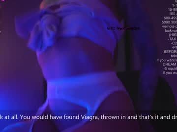 girl cam all day cinnamonrollsweb image #9728132